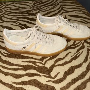 Adidas Women's Spezial Beige and Tan Sneakers